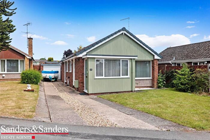2 Bedroom Detached Bungalow For Sale In Roman Way, Alcester, B49