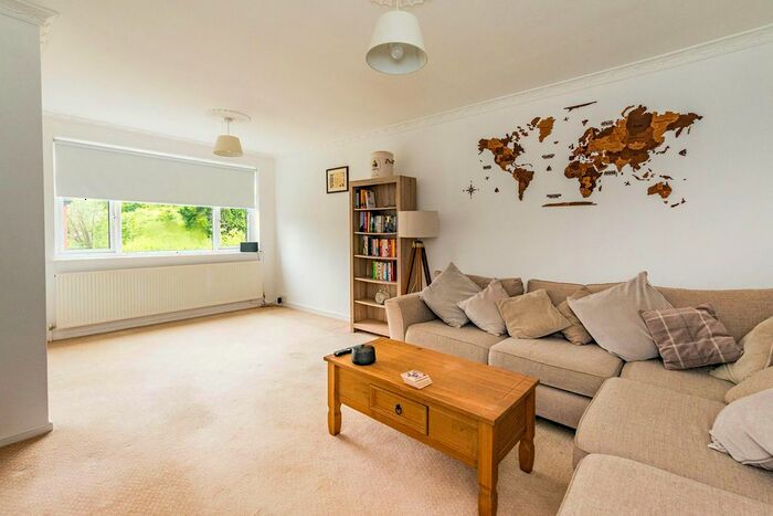 2 Bedroom Flat To Rent In Harvey Clough Road, Norton, S8