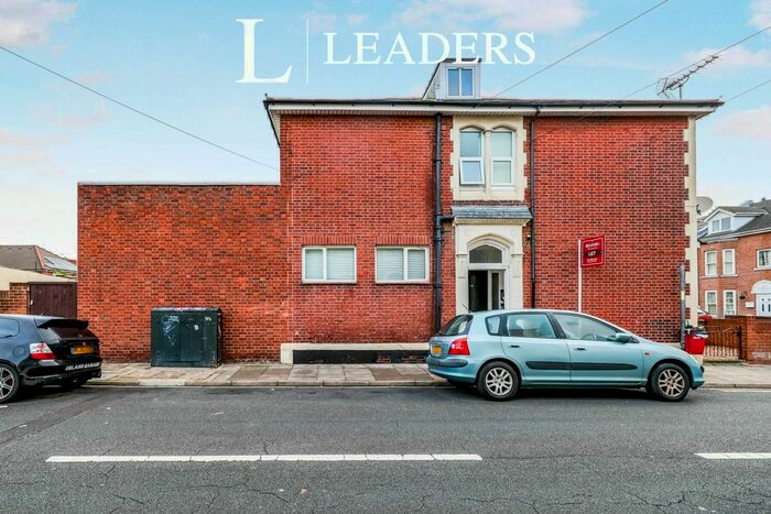 1 Bedroom Flat To Rent In Queens Road, Portsmouth, PO2