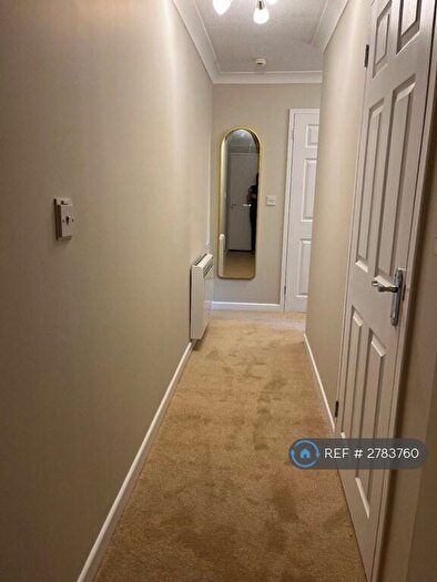 1 Bedroom Flat To Rent In Homebeech House, Woking, GU22
