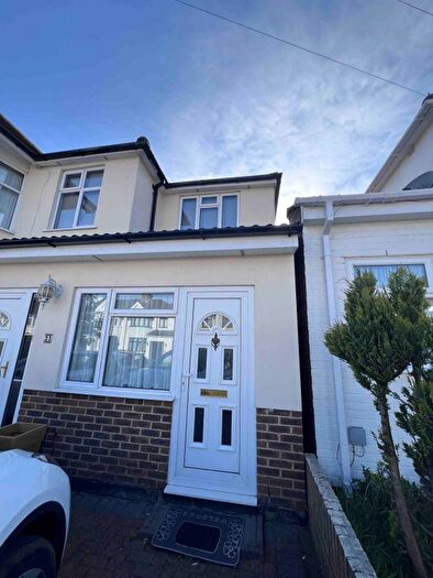 1 Bedroom Studio To Rent In Kingshill Drive, HA3