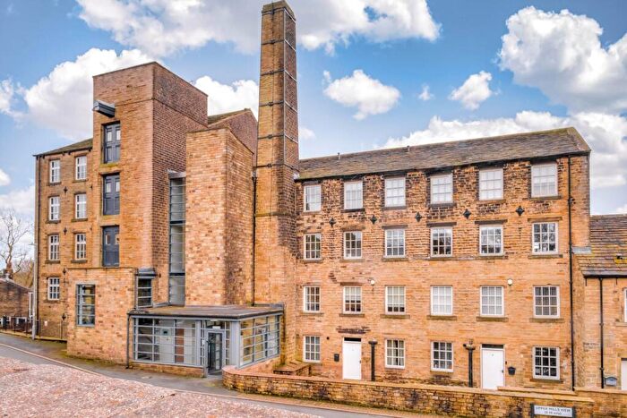 2 Bedroom Apartment To Rent In Upper Sunny Bank Mews, Meltham, HD9