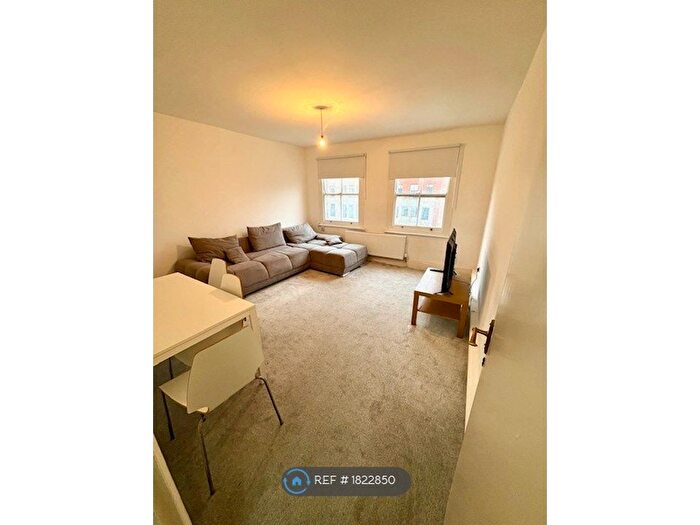 1 Bedroom Flat To Rent In Hoxton Street, London, N1