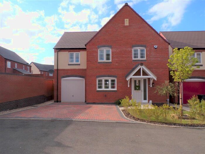 Houses for sale & to rent in WS15 4UN, Copse Drive, Armitage With