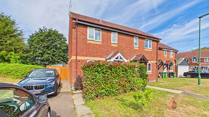 3 Bedroom End Of Terrace House To Rent In Sheep Fold Avenue, Rustington, BN16