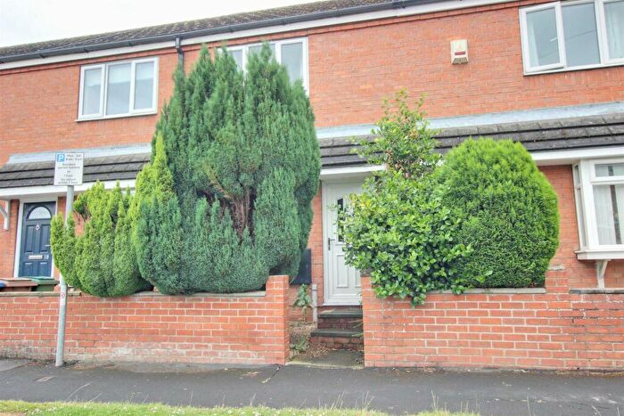 2 Bedroom Terraced House For Sale In The Causeway, Beverley, HU17