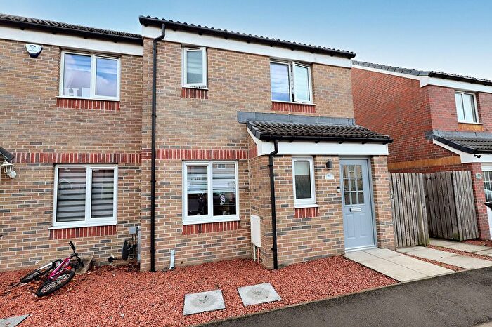 3 Bedroom End Terrace House For Sale In Ballochmyle Wynd, Coatbridge, ML5