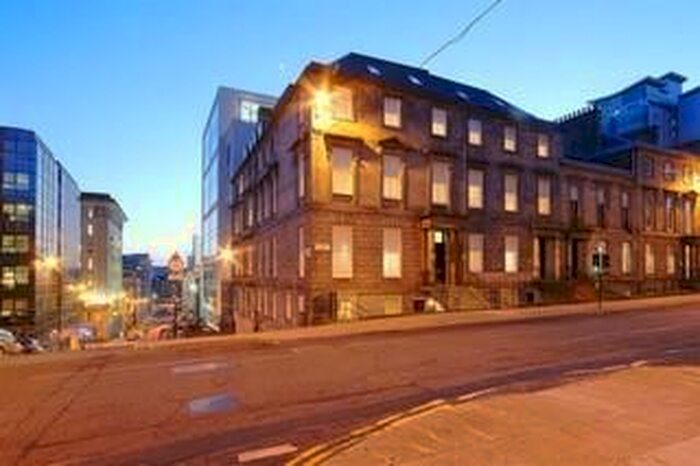 2 Bedroom Flat To Rent In St. Vincent Street, Glasgow, G2