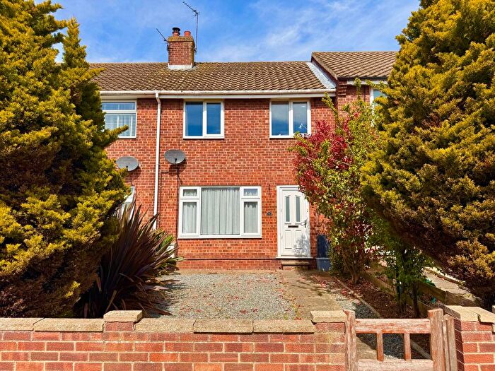 3 Bedroom Terraced House To Rent In Pilmar Lane, Roos, HU12