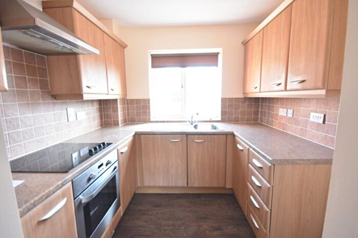 2 Bedroom Flat To Rent In Ashover Road, Newcastle Upon Tyne, NE3