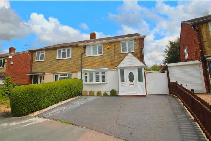 3 Bedroom Semi-Detached House To Rent In Lime Walk, Hemel Hempstead, HP3