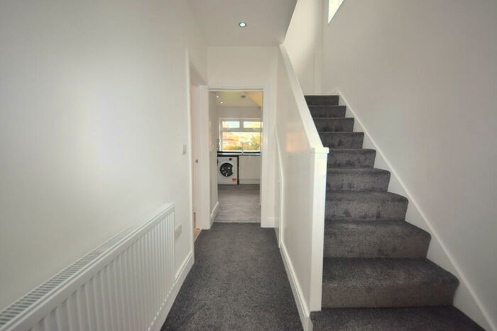 3 Bedroom Semi-Detached House To Rent In Oaks Lane, Newbury Park, IG2