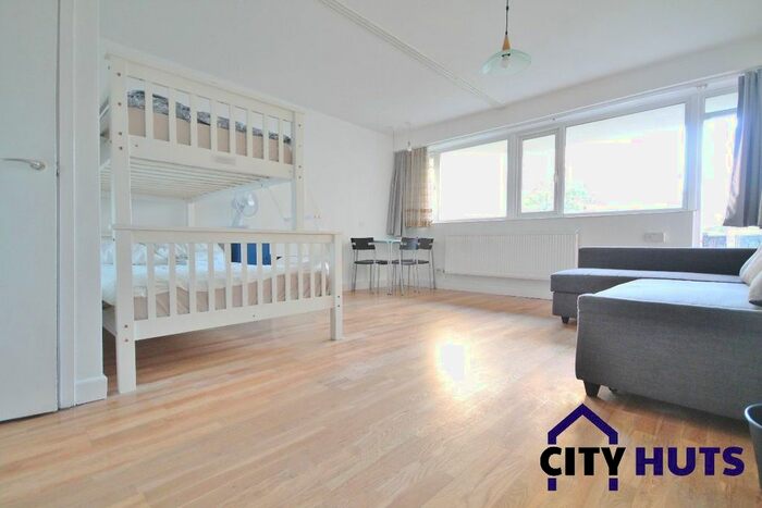 Studio To Rent In Pleydell Estate, Lever Street, London, EC1V
