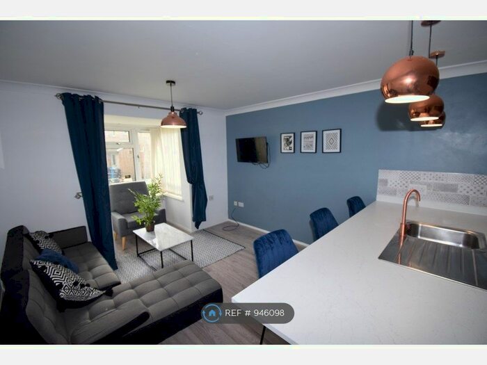 3 Bedroom Flat To Rent In Bright Street, Derby DE22