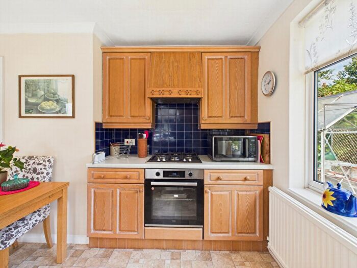 2 Bedroom Bungalow For Sale In High Street, Lindfield, RH16