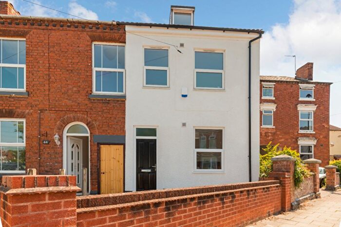 6 Bedroom Terraced House To Rent In Warwards Lane, Selly Oak, Birmingham, B29