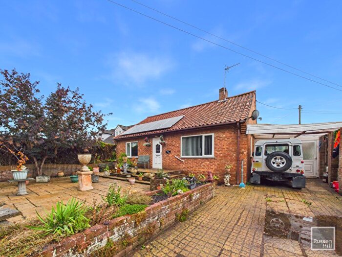 2 Bedroom Detached Bungalow For Sale In The Loke, Longwater Lane, New Costessey, NR5