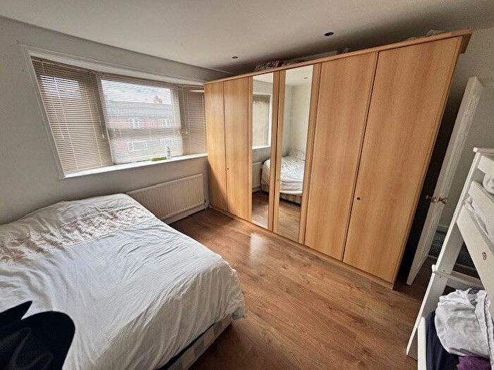 3 Bedroom Semi-Detached House To Rent In Old Moat Lane, Manchester, M20