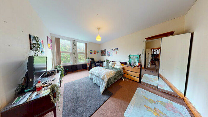 10 Bedroom Terraced House To Rent In Woodsley Road, Hyde Park, Leeds, LS2