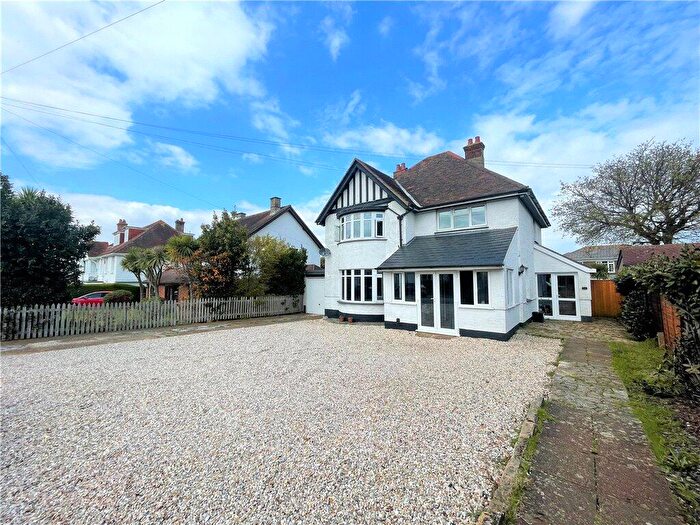 3 Bedroom Detached House For Sale In St. Martins Avenue, Shanklin, Isle Of Wight, PO37