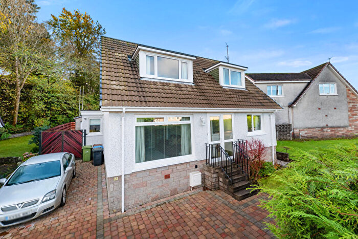 3 Bedroom Detached Bungalow For Sale In Fruin Avenue, Newton Mearns, G77