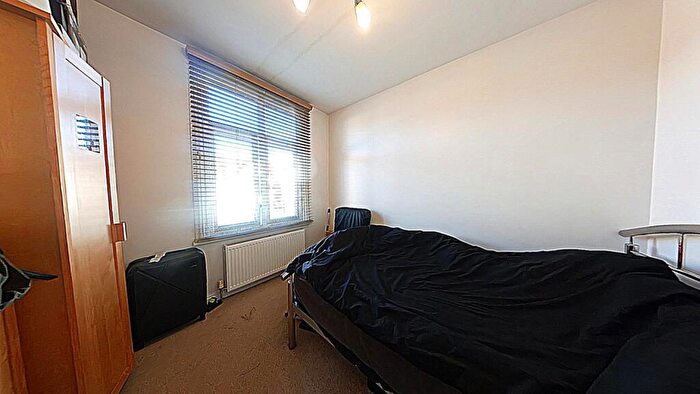 1 Bedroom Flat For Sale In Hindes Road, Harrow, Middlesex, HA1