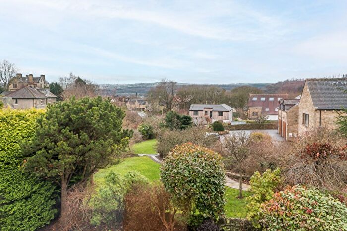 4 Bedroom Detached House For Sale In Beck Lane, Bingley, West Yorkshire, BD16