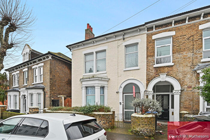4 Bedroom Semi Detached House For Sale In St. Marys Road, London, NW10