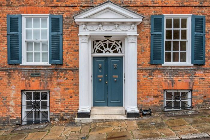 3 Bedroom Flat To Rent In Fore Street, Hatfield, Hertfordshire, AL9