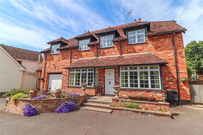 4 Bedroom Detached House For Sale In Goodworth Clatford, Andover, Hampshire, SP11