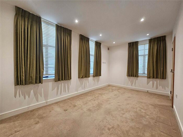 2 Bedroom Apartment For Sale In The Old Court House, Grange Road, Midhurst, West Sussex, GU29
