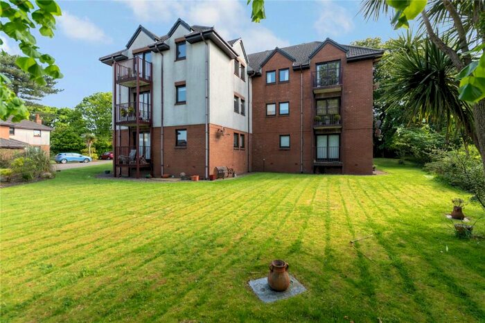 2 Bedroom Flat For Sale In Fairlieburne Gardens, Fairlie, North Ayrshire, KA29