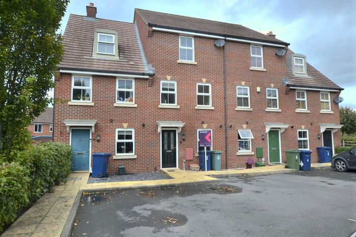 4 Bedroom Terraced House To Rent In Cowsley Drive, Hucclecote, Gloucester, GL3