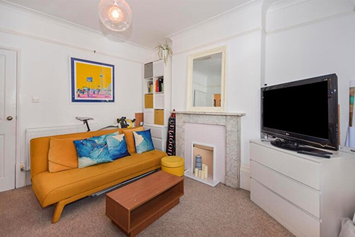 1 Bedroom Apartment To Rent In Montpelier Street, Brighton, BN1