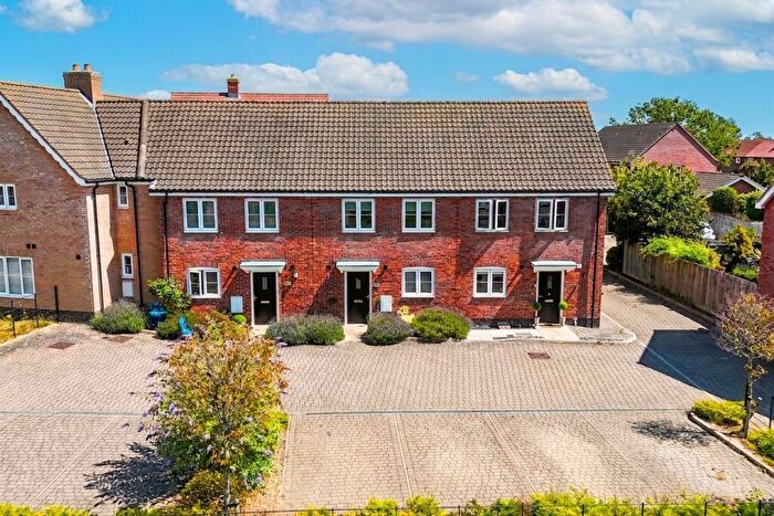 2 Bedroom Terraced House For Sale In Mentmore Way, Poringland, Norwich, NR14