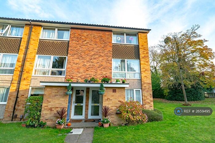 2 Bedroom Maisonette To Rent In Bath Road, Reading, RG1