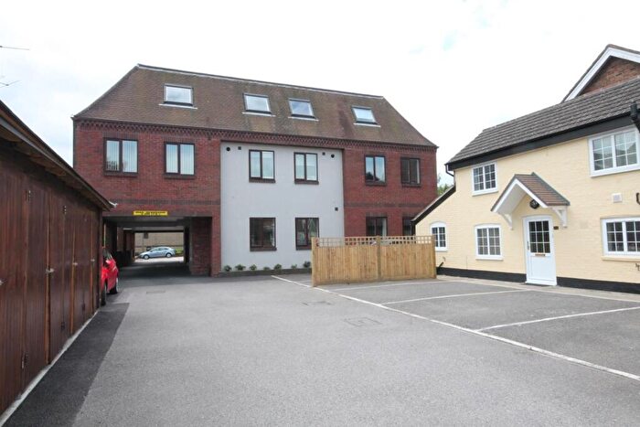 2 Bedroom Apartment To Rent In Manor View, Horsham, RH12