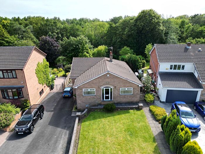 5 Bedroom Detached House For Sale In Glenside, Appley Bridge, WN6