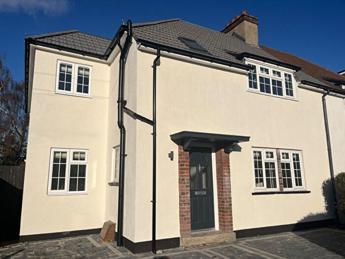 4 Bedroom End Of Terrace House To Rent In Southlands Road, Bromley, Kent, BR2