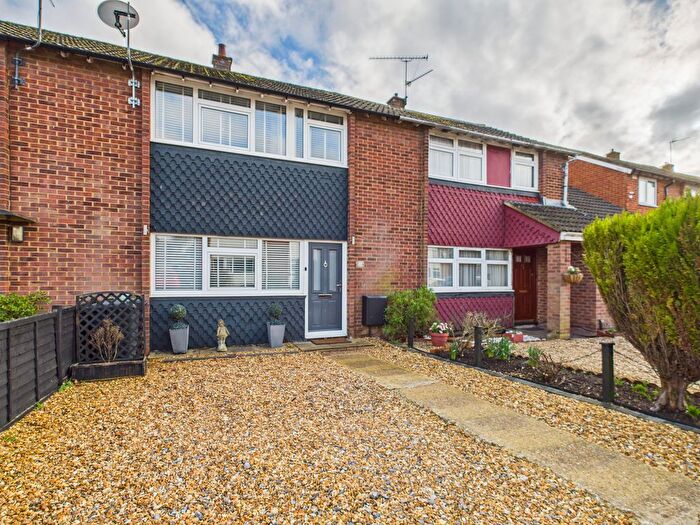 3 Bedroom Terraced House For Sale In Mansfield Road, Basingstoke, RG22