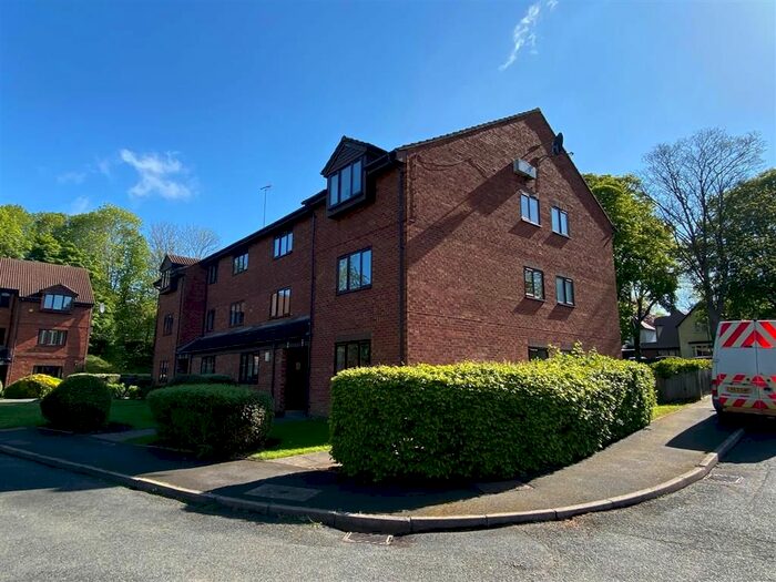 2 Bedroom Flat To Rent In Bloomsbury Grove, Birmingham, B14