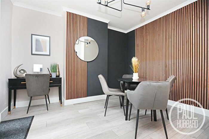 3 Bedroom Terraced House To Rent In Bridge Road, Lowestoft, NR32