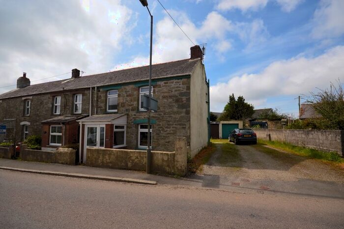 3 Bedroom End Of Terrace House To Rent In St. Austell Street, Summercourt, Newquay, TR8