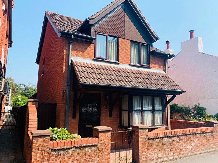 2 Bedroom Detached House To Rent In Bridge Road, Sutton Bridge, Spalding, PE12