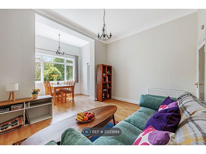 1 Bedroom Flat To Rent In Madeley Road, London, W5