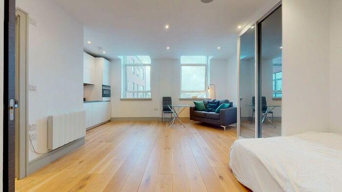 Studio To Rent In Lawrence Road, N15
