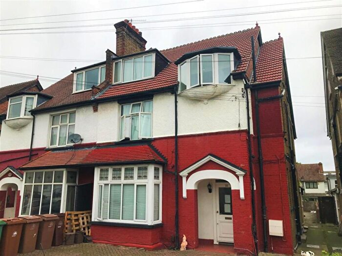 Studio To Rent In Belmont Road, Wallington, SM6