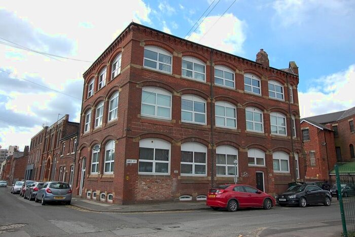 1 Bedroom Flat To Rent In Camden House, Grey Street, Ashton-Under-Lyne, OL6