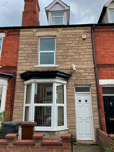 3 Bedroom Semi-Detached House To Rent In Cranwell Street, Lincoln, LN5