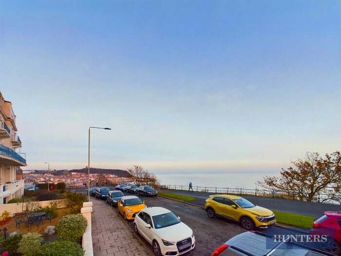 2 Bedroom Flat For Sale In Esplanade, Scarborough, YO11